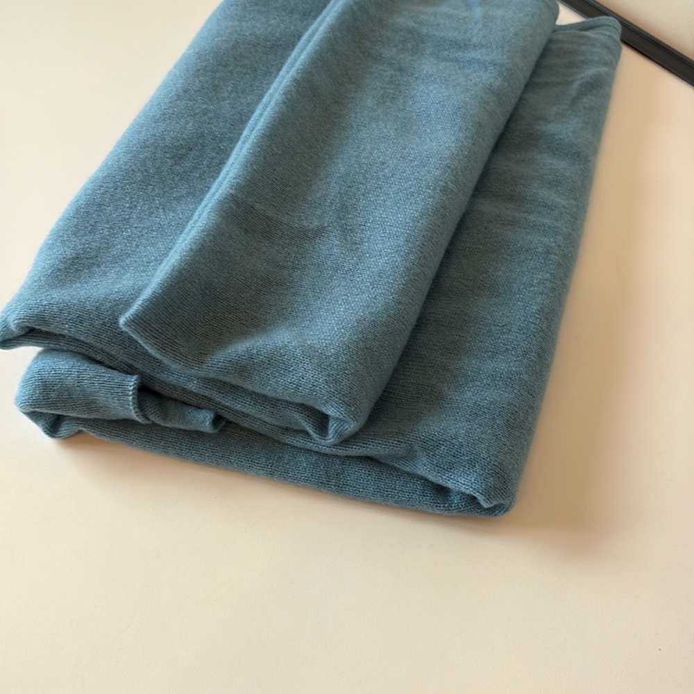 360 Cashmere blanket wrap